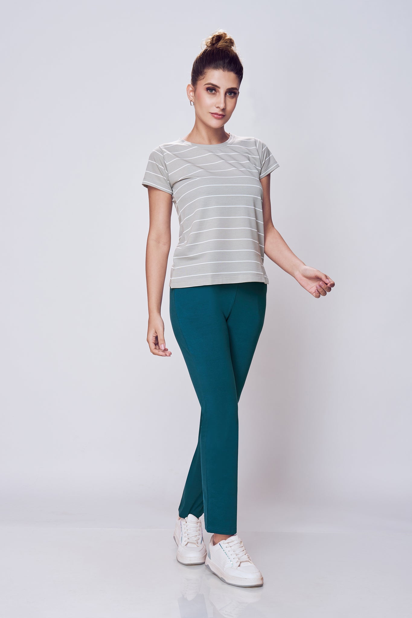 Lango FeatherLite T-Shirt Women – Grey