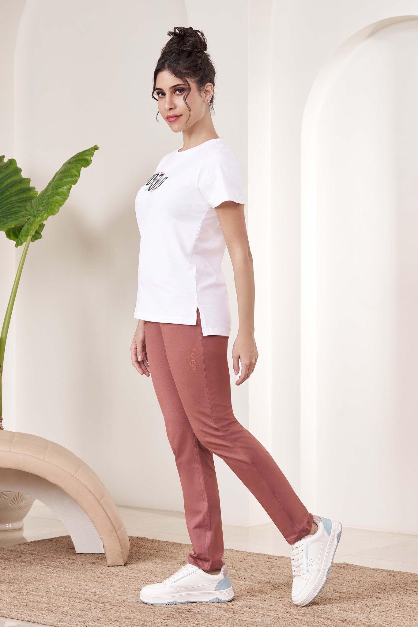 Lango High-Low Asymmetrical T-Shirt for Women – White