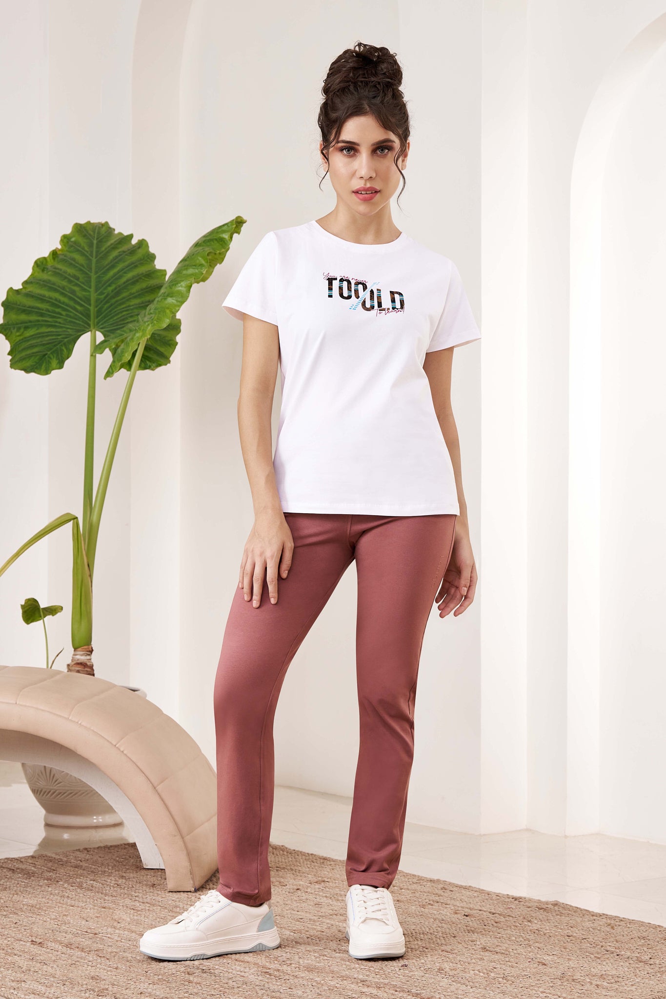 Lango High-Low Asymmetrical T-Shirt for Women – White