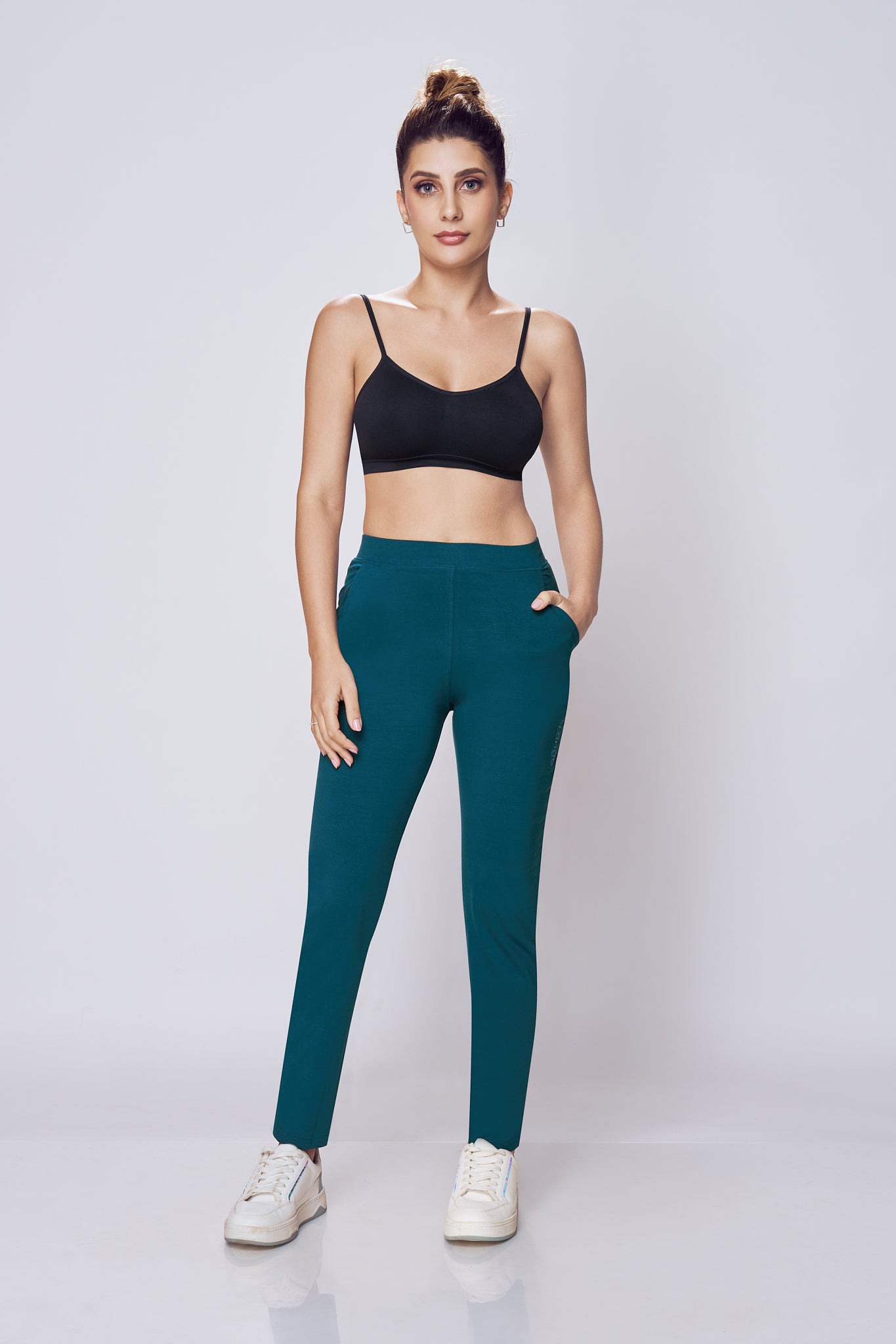 Lango PowerMove Track Pants Women – Peacock Blue